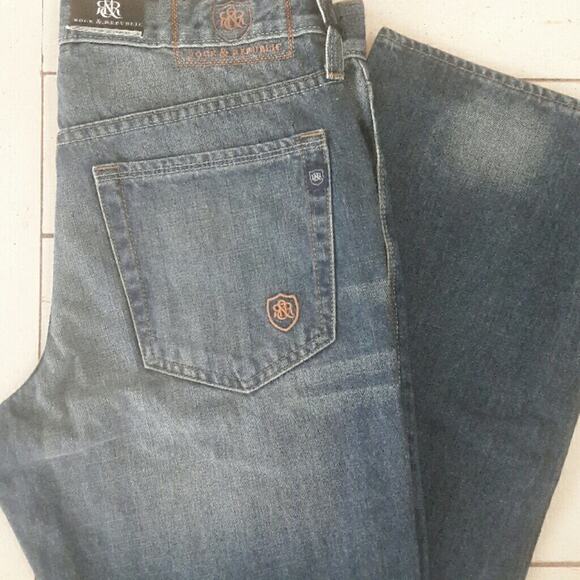 Rock & Republic Denim Jeans Mens 30 x 32 Distressed Straight Fit 100% Cotton - Picture 1 of 2
